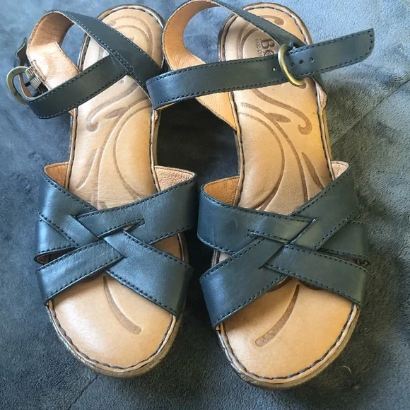 Born Sandals - Picture 2 of 6